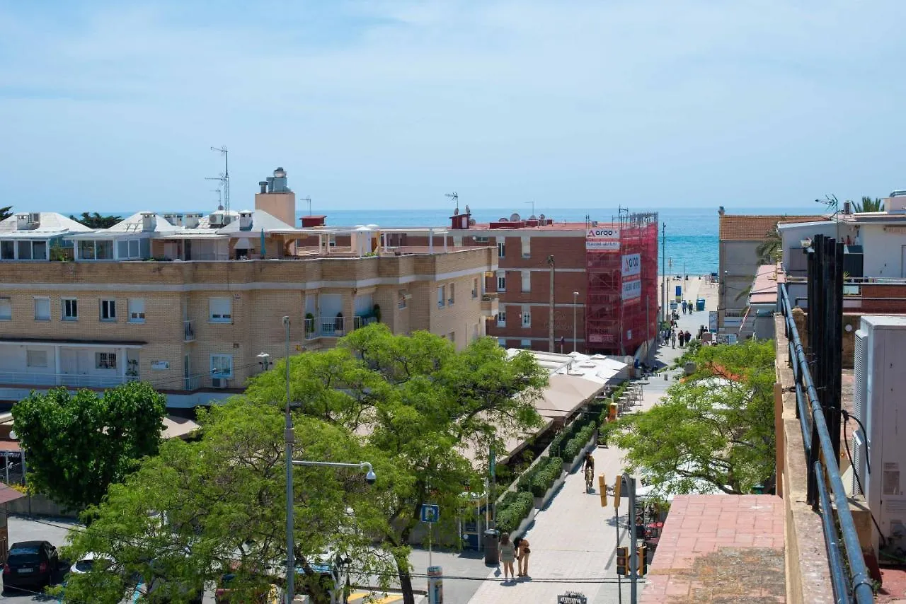 Beach, Restaurants And Views Castelldefels Apartment